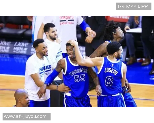 黄蜂队正式签约阿肯色大学中锋乔纳斯艾杜期待新赛季表现