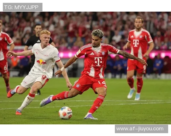 迪亚斯德甲前12场表现惊艳参与12球成同期第四高 迪亚斯德甲前12场表现惊艳参与12球成同期第四高