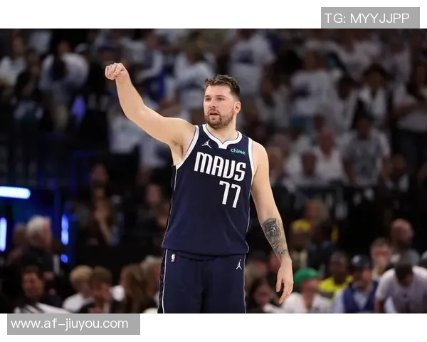 东契奇荣膺12月19日NBA最佳球员展现超凡实力引发热议