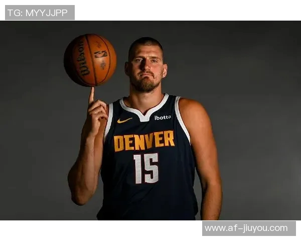 约基奇左手腕扭伤但渴望出战背靠背对决太阳希望伤势不影响表现